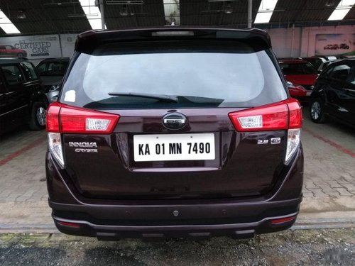 Used Toyota Innova Crysta 2.8 ZX AT car at low price