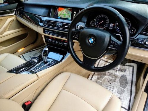 BMW 5 Series 2013-2017 520i Luxury Line AT for sale