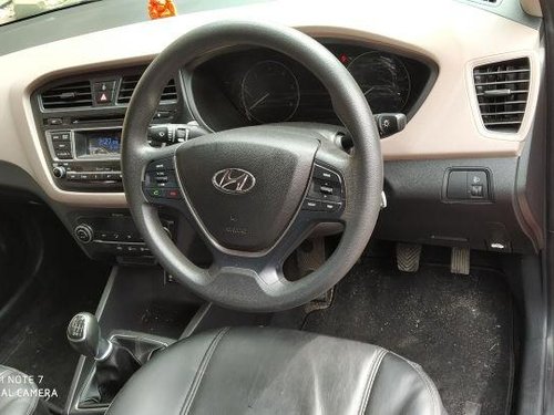 Used Hyundai i20 MT car at low price