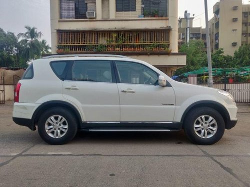 Used Mahindra Ssangyong Rexton AT car at low price