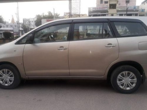 Used Toyota Innova MT 2004-2011 car at low price