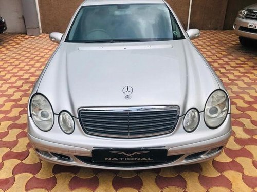 Used Mercedes Benz E-Class 1993-2009 200 Kompressor Elegance 2005 AT for sale