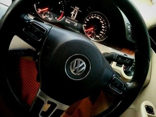 Used Volkswagen Passat AT car at low price