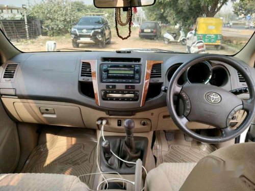 2011 Toyota Fortuner MT for sale at low price
