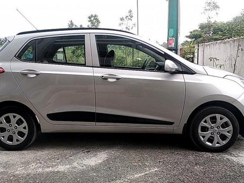 Used Hyundai Grand i10 MT car at low price