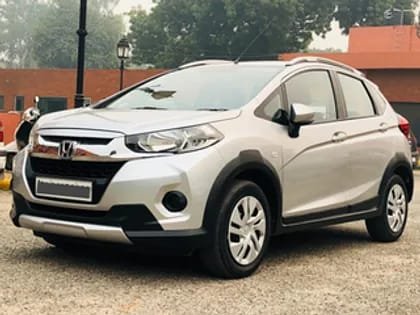 2017 Honda WR-V --VTEC S Petrol MT  for sale in New Delhi