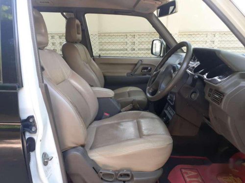 Mitsubishi Pajero SFX 2.8, 2011, Diesel MT for sale 