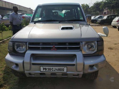 Used 2010 Mitsubishi Pajero SFX MT for sale 