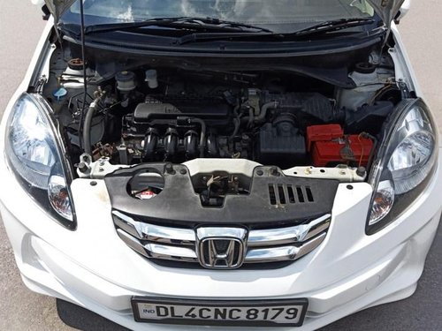 Used Honda Amaze MT car at low price