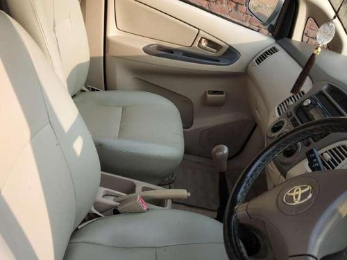 Used Toyota Innova 2005 MT for sale 