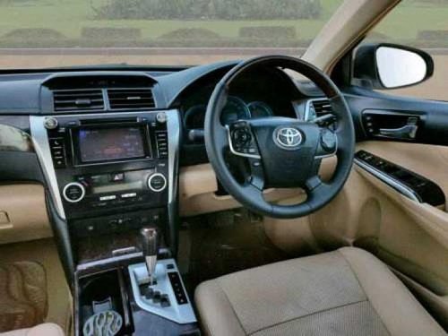 Used Toyota Camry AT car at low price