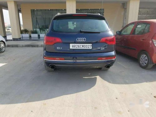 Used Audi Q7 MT car at low price