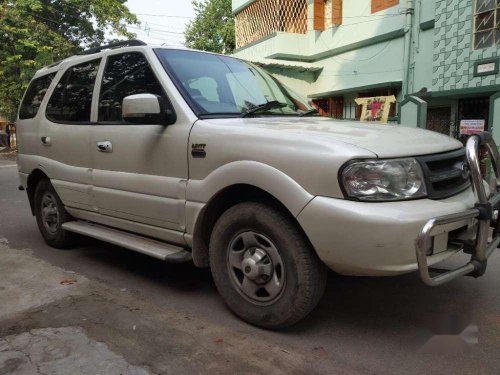 Used Tata Safari 4x2 MT car at low price