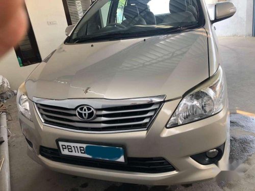 Used Toyota Innova MT car at low price