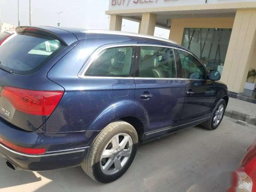 Used Audi Q7 MT car at low price