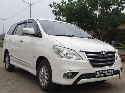 Toyota Innova 2015 MT for sale