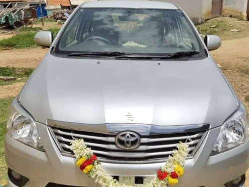 Toyota Innova 2012 MT for sale