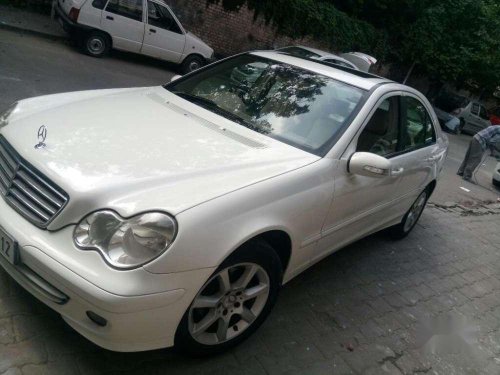 Mercedes-Benz C-Class 220 CDI Elegance Automatic, 2007, Diesel for sale 