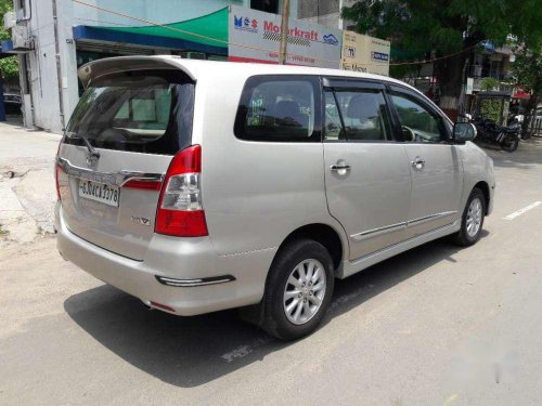 Toyota Innova 2.5 V 8 STR, 2014, Diesel MT for sale 