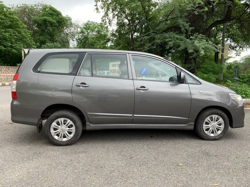 2014 Toyota Innova 2.5 G Diesel MT for sale in New Delhi