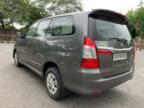 2014 Toyota Innova 2.5 G Diesel MT for sale in New Delhi