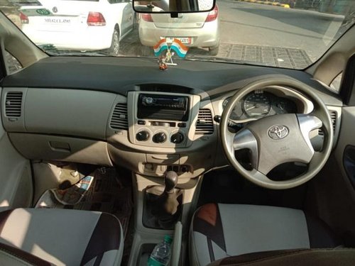 Toyota Innova 2015 MT for sale in Mumbai 