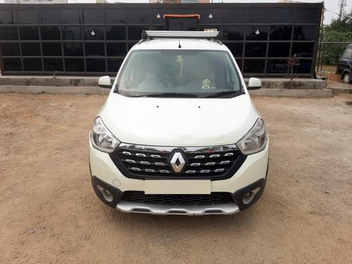 Used 2015 Renault Lodgy 110PS RxZ 7 Seater MT for sale in Hyderabad