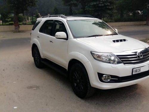 2015 Toyota Fortuner 4x2 Manual MT for sale in New Delhi