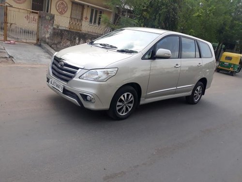 Toyota Innova 2012-2013 2.5 VX (Diesel) 8 Seater BS IV MT for sale in Ahmedabad