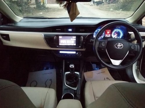 Used Toyota Corolla Altis MT car at low price in New Delhi