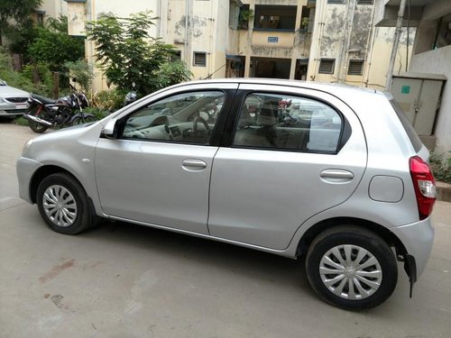 Toyota Etios Liva 2011-2012 GD MT for sale in Ahmedabad