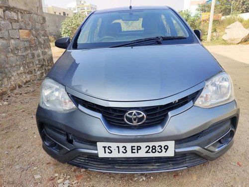 Toyota Etios Liva GD MT 2015 in Hyderabad