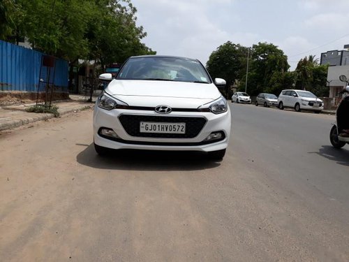 Used 2018 Hyundai Elite i20 1.2 Asta Dual Tone MT for sale in Ahmedabad