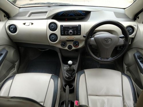 Toyota Etios Liva 2011-2012 GD MT for sale in Ahmedabad