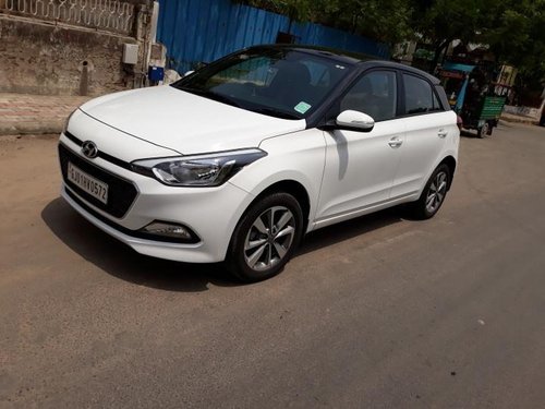 Used 2018 Hyundai Elite i20 1.2 Asta Dual Tone MT for sale in Ahmedabad