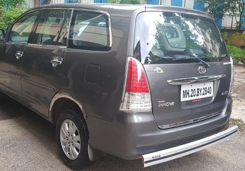 Toyota Innova 2004-2011 2.5 V Diesel 8-seater MT for sale in Pune