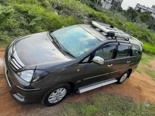 Toyota Innova 2.5 V 7 STR, 2011, Diesel MT for sale in Chennai 