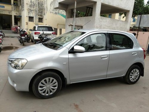 Toyota Etios Liva 2011-2012 GD MT for sale in Ahmedabad