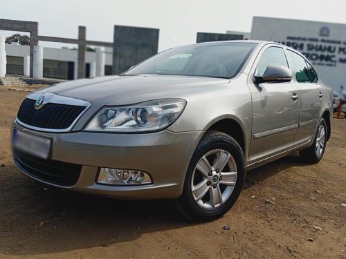 Used Skoda Laura Elegance 2.0 TDI CR MT car at low price in Nashik