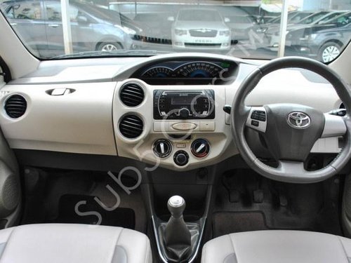 Toyota Etios 2013-2014 V MT in Hyderabad