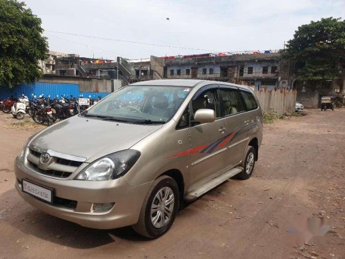 Toyota Innova 2.5 G 8 STR BS-III, 2007, Diesel MT for sale in Surat 