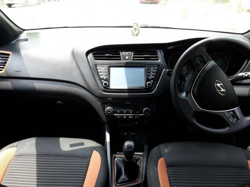 Used 2018 Hyundai Elite i20 1.2 Asta Dual Tone MT for sale in Ahmedabad