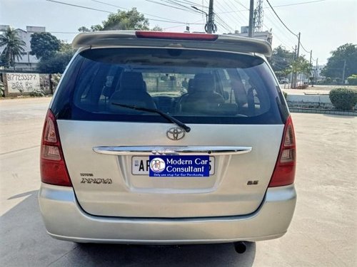 Used 2005 Toyota Innova MT 2004-2011 for sale in Hyderabad