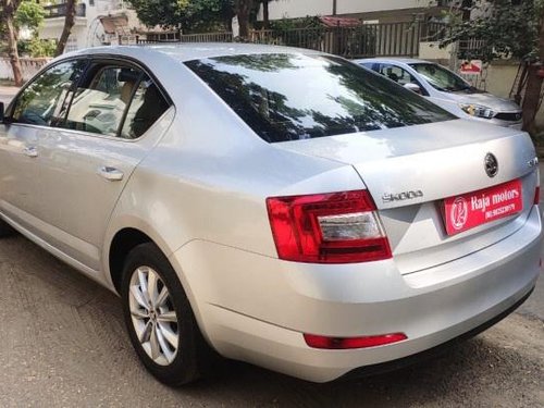 Skoda Octavia 2013-2017 Ambition 2.0 TDI MT for sale in Ahmedabad