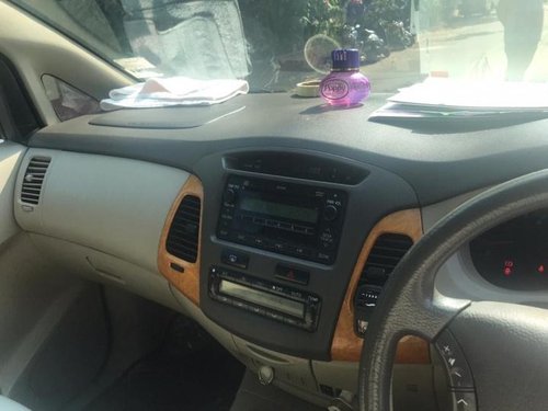 Used Toyota Innova MT 2004-2011 car at low price in Hyderabad