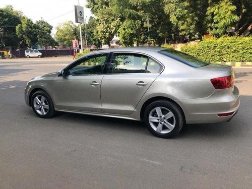 Volkswagen Jetta 2.0 TDI Comfortline MT 2007-2011 2013 in Ahmedabad