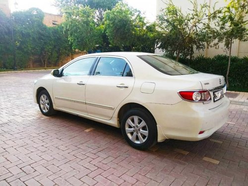 Toyota Corolla Altis 2013 MT for sale in New Delhi