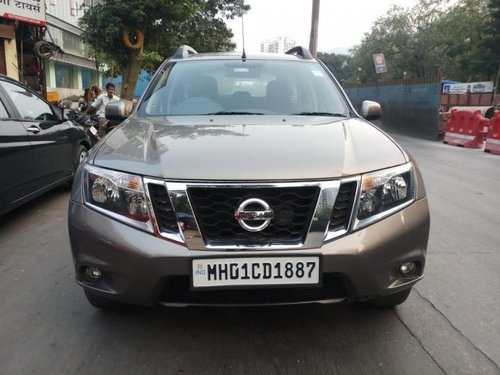 Used Nissan Terrano MT car at low price in Mumbai