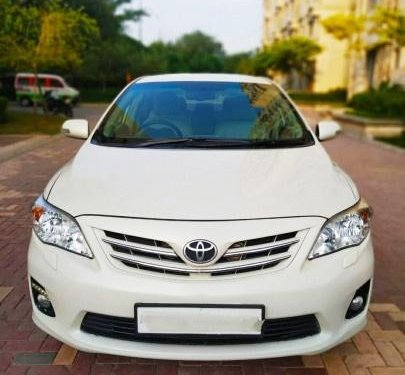 Toyota Corolla Altis 2013 MT for sale in New Delhi
