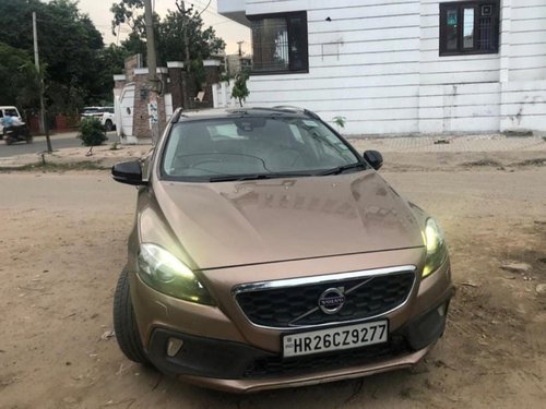 2016 Volvo V40 D3 Diesel AT for sale in New Delhi